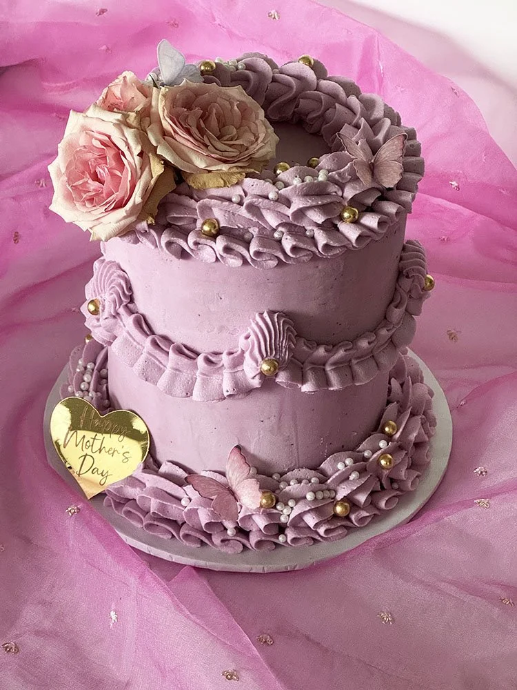Celebrate the special mother in your life with this delicious 5” cake. Choose from vanilla, chocolate, or lemon flavor too.