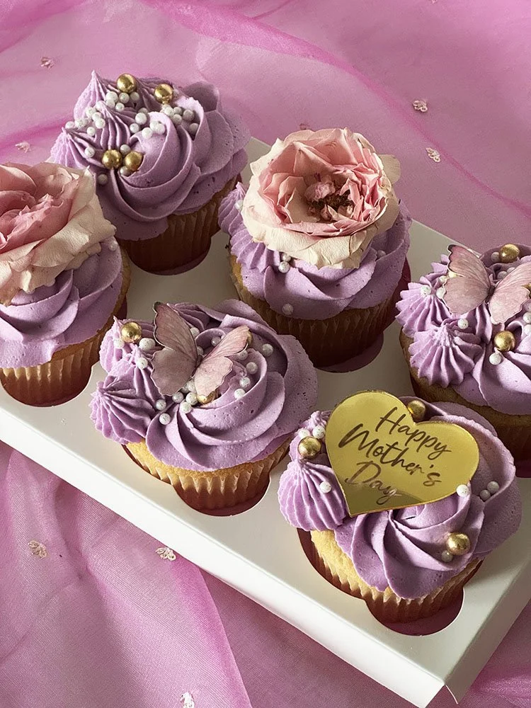 Celebrate the special mother in your life with a treat of half a dozen cupcakes. You’ll get two of each flavor of vanilla, chocolate, and lemon.