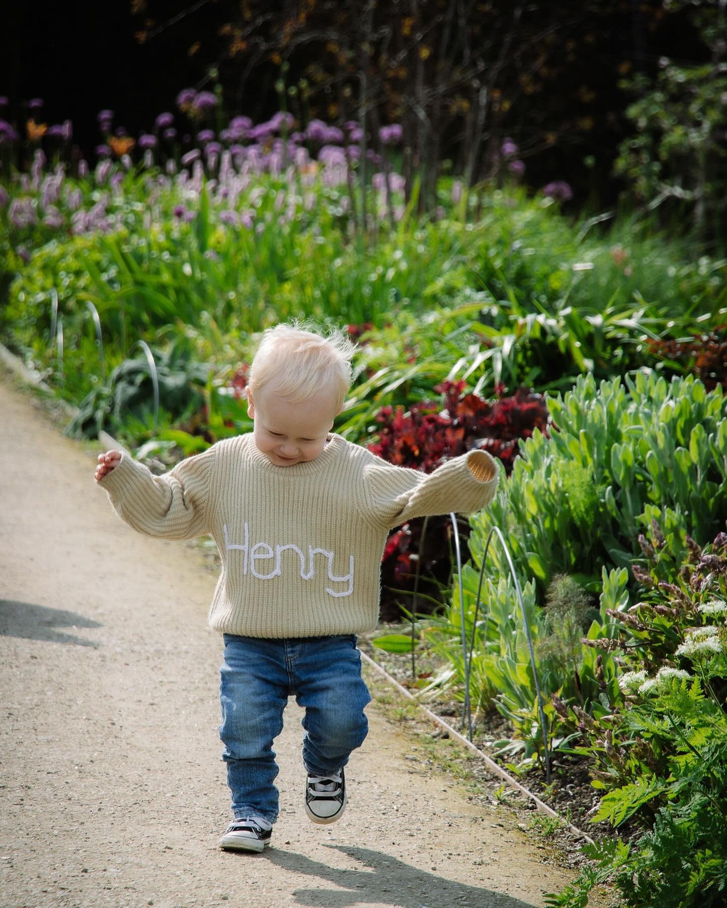 Happy Friday! Let&rsquo;s all enjoy the long-awaited sunshine 🌞
.
.
#photography #ukphotographer #wimpole #nationaltrust #familyphotography