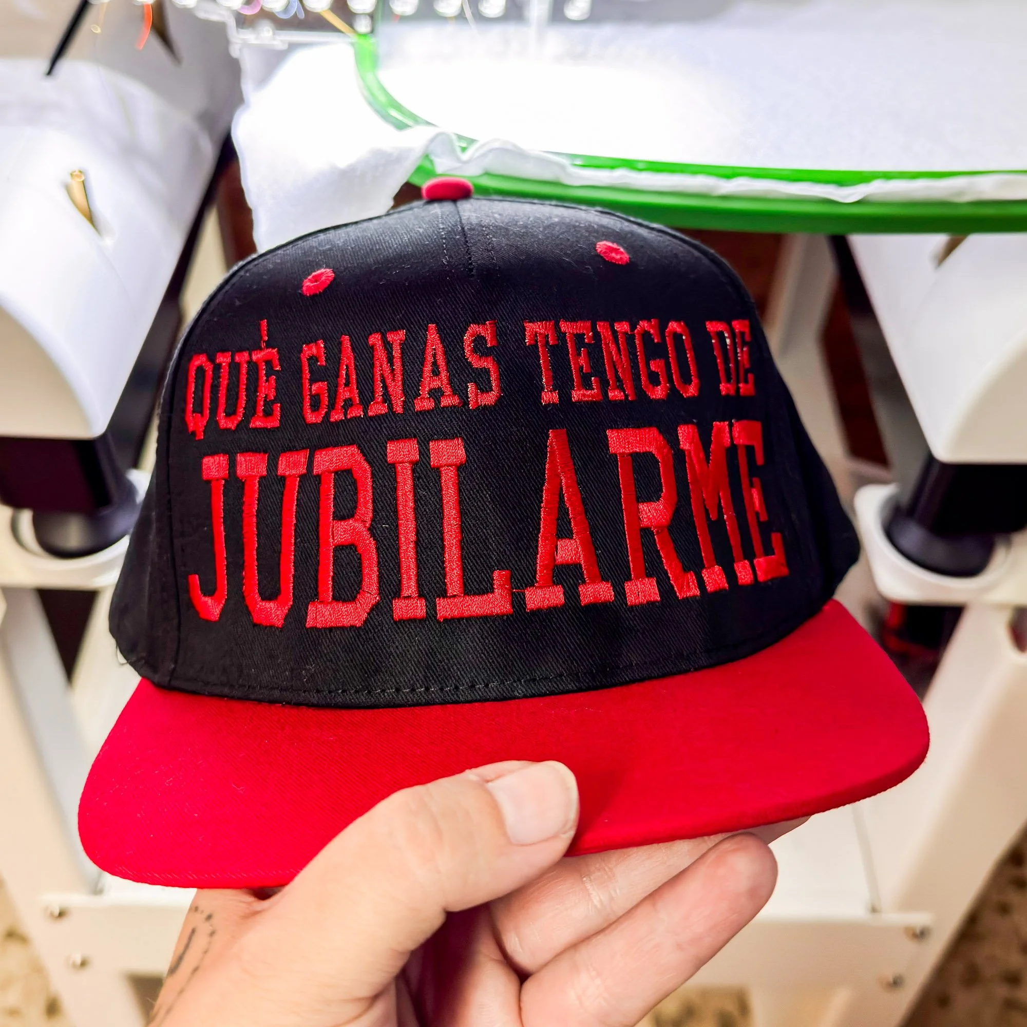 gorra-jubilarme-snapback-1.jpg
