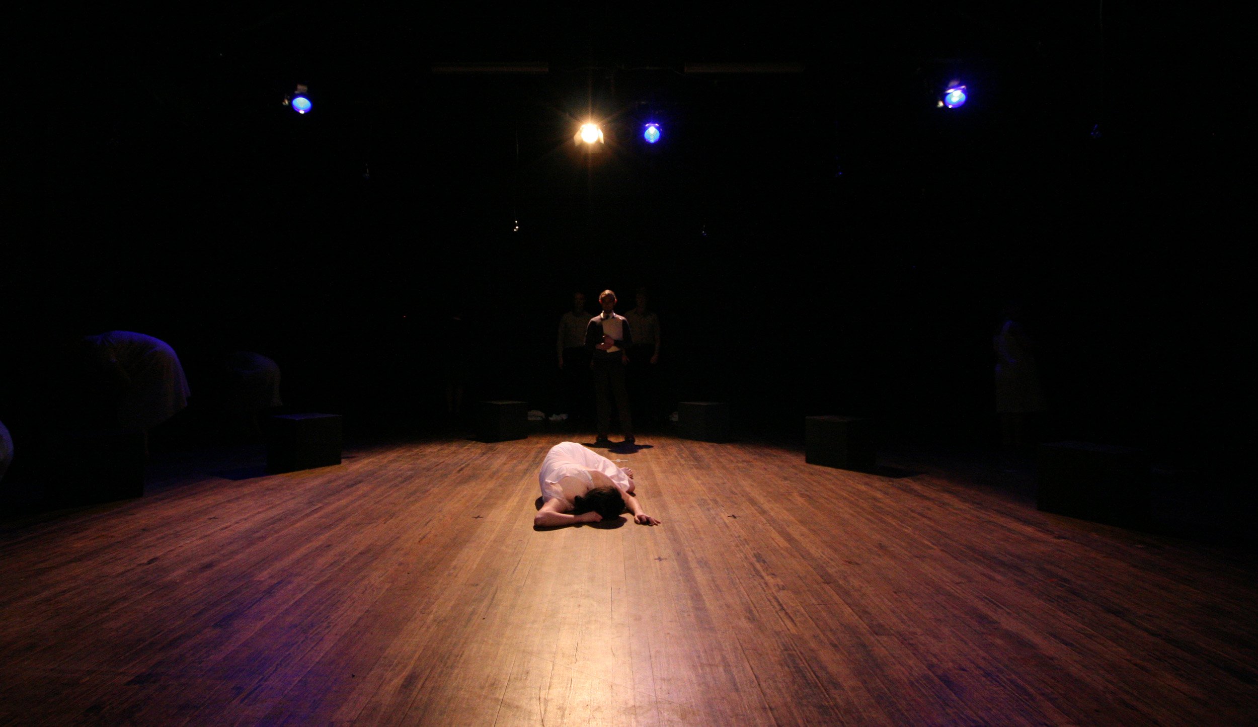 Eyes To The Floor_6531.jpg