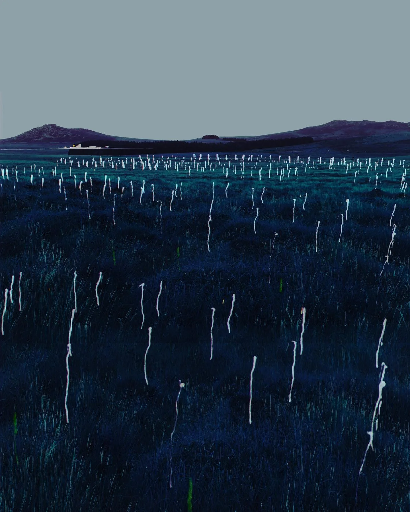 king aurthur&rsquo;s moor. from place to place. light drawing. a non-intrusive intervention originallyu carried out on dungeness beach. a project proposition for king arthur&rsquo;s hall. #insert, #lightdrawing #lightgames, #kingarthursmoor, #dungene