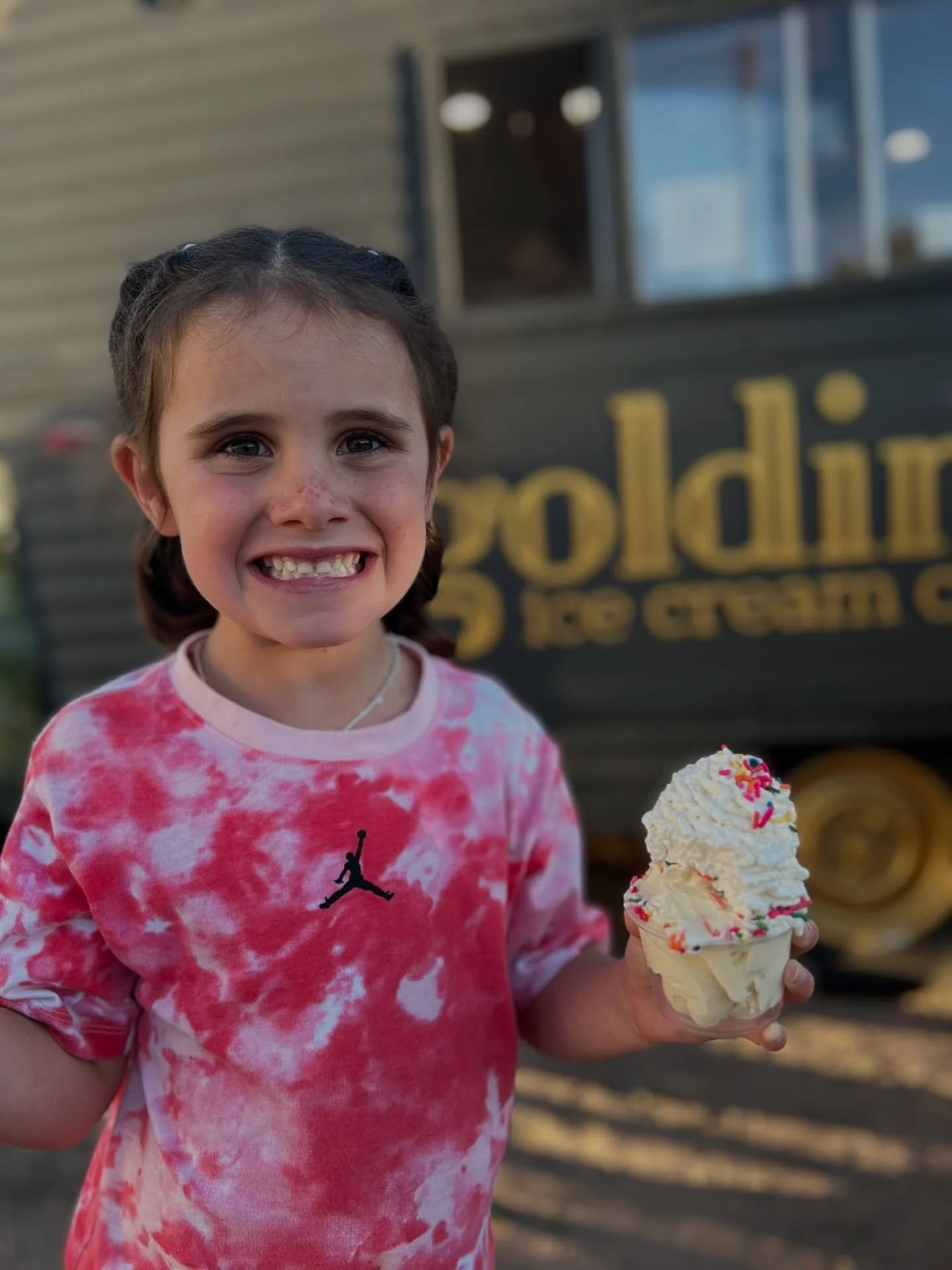 hi! we adored seeing you this weekend
next we are open at the springville farmers market for our final appearance
monday 8/4 5-9pm
c u soon?
love you.