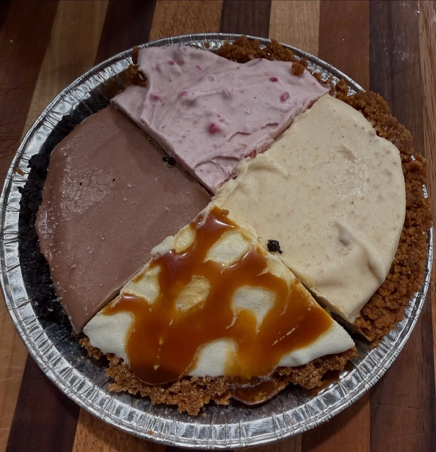 we&rsquo;d love to join your celebrations this year 🤍
featuring:
milk chocolate
raspberry
pumpkin 
caramel apple

we eat on these babies for 3 months, only get better with time. 

see you soon? 
love you