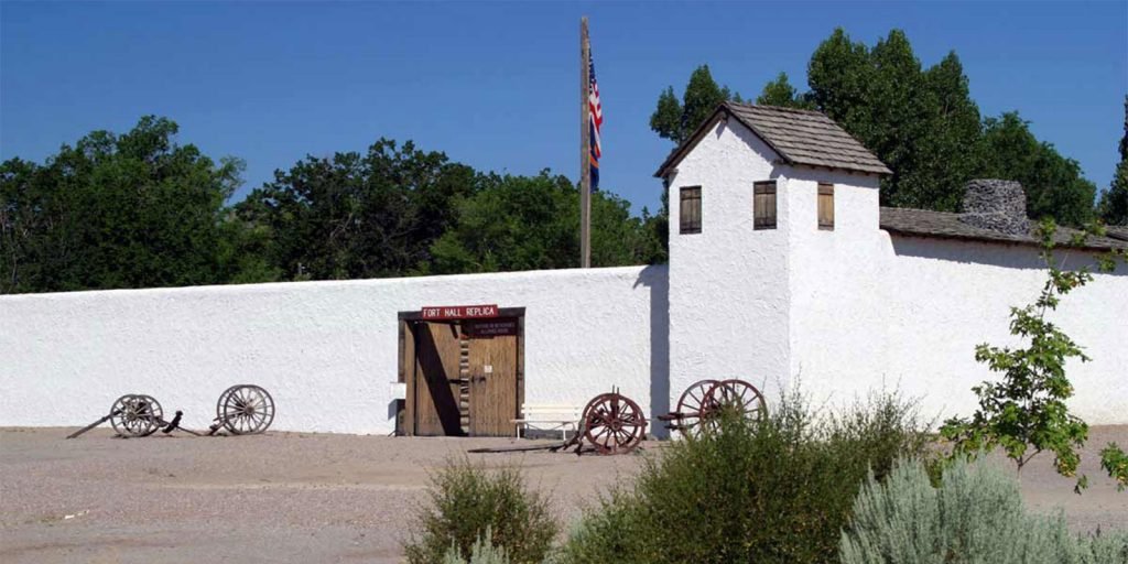 Fort-Hall-Replica-1-1024x512.jpg