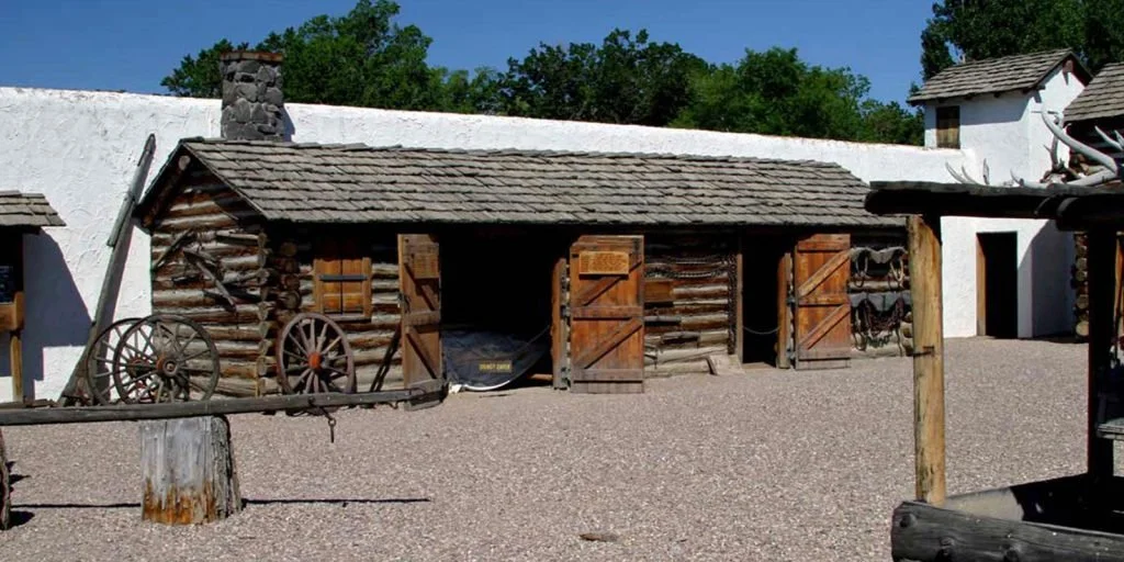 Fort-Hall-Replica-5-1024x512.jpg
