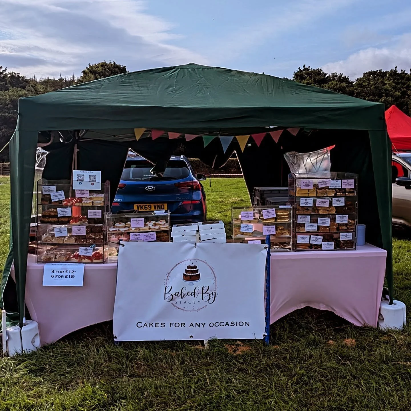 What a day! βοΈπ
π
Thank you to everyone who came to buy cake at the Arran Show yesterday - it was pretty much a sell out π€― !
Thank you to the @arranfarmerssociety for organising a fabulous event, was a great day βοΈ