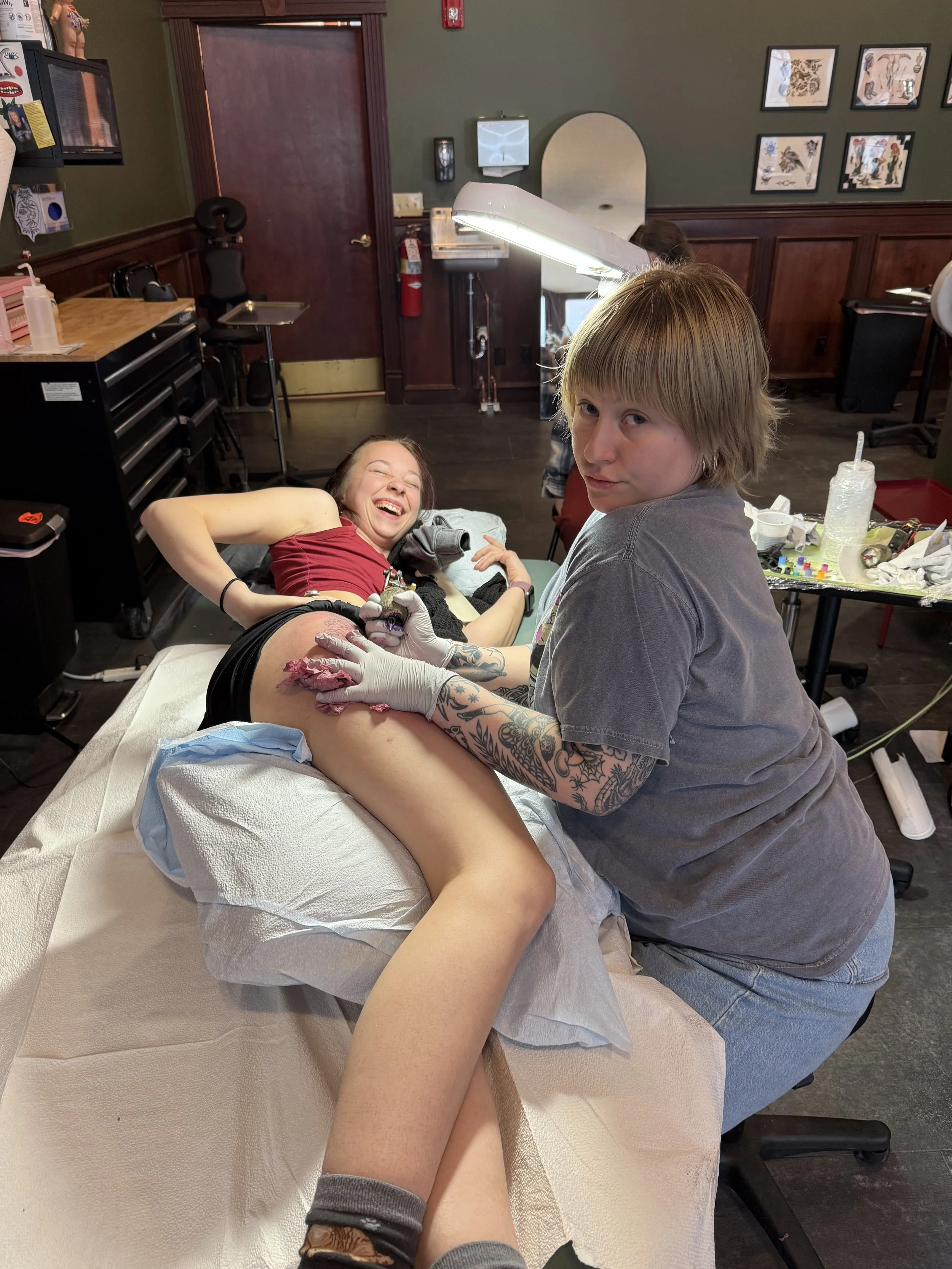 MAYCEE OGGERO
TRADITIONAL ARTIST
INSTAGRAM PORTFOLIO