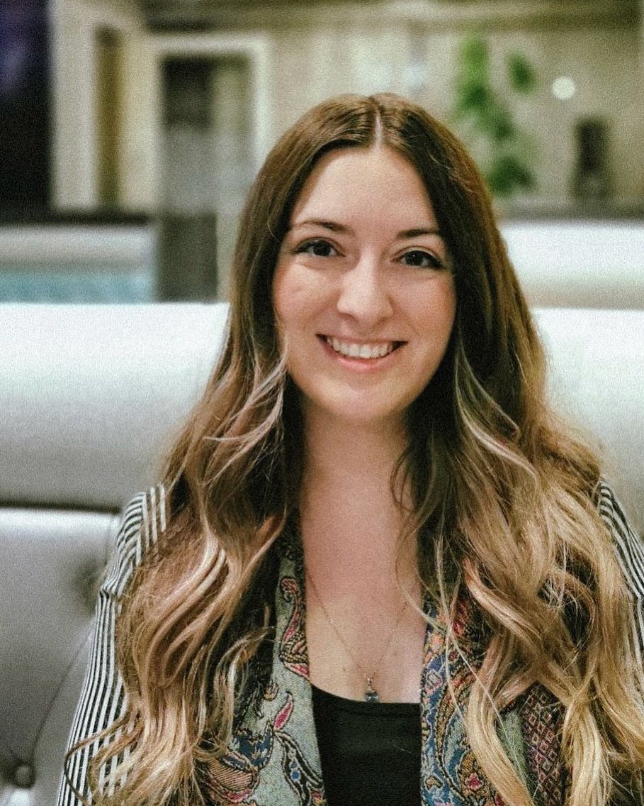 Our team is growing!

Please help us welcome our newest member of the Bouwen Construction Inc. family; Danielle!

Danielle is joining our team with a solid background in both customer service, administration, and organization under the role of Admini