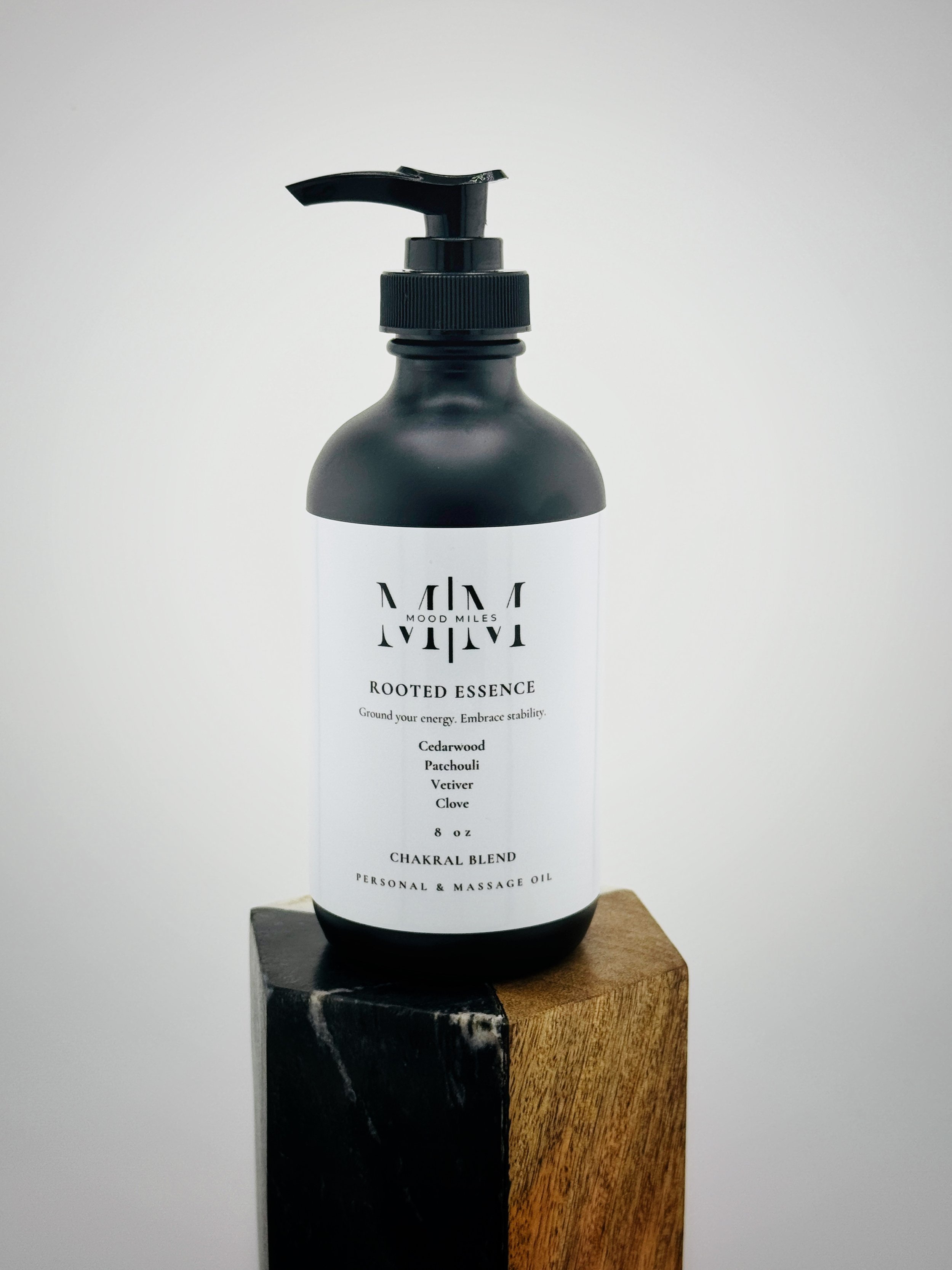 Rooted Essence Chakral Blend (8 oz)