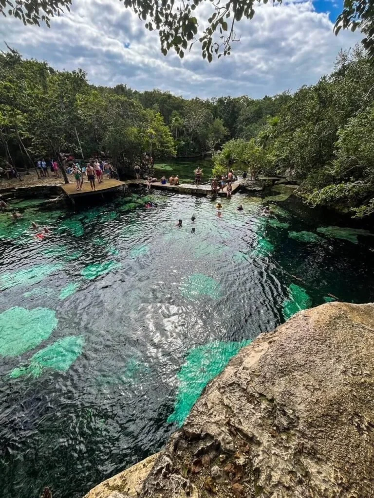 cenote-azul-768x1024.jpg