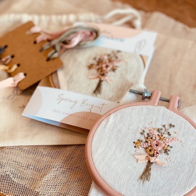 https://i.etsystatic.com/26662279/r/il/e29384/3644700847/il_fullxfull.3644700847_dczu.jpg