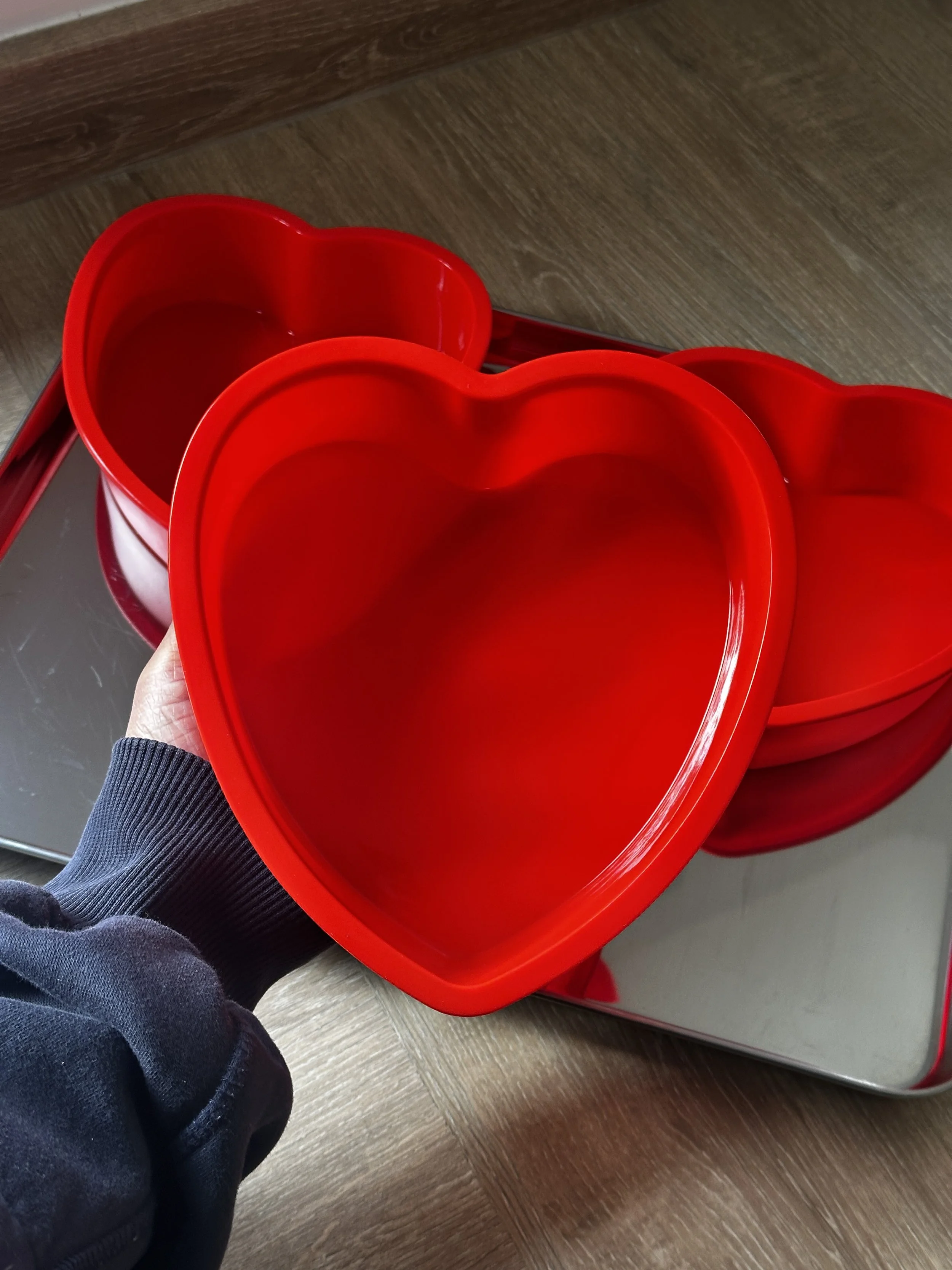 6" Heart Cake Moulds