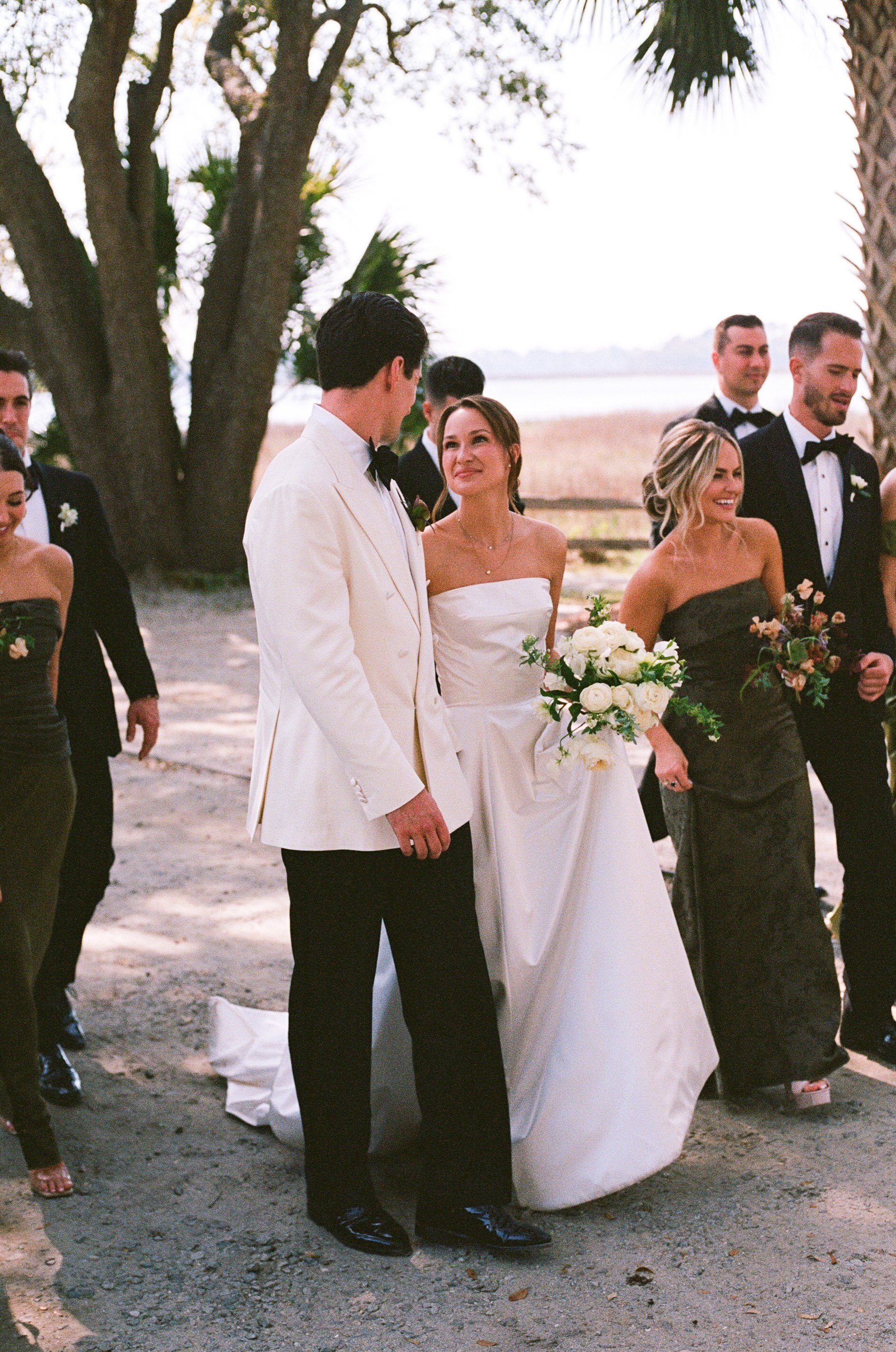 LowndesGroveWeddingPhotographer-49.jpg