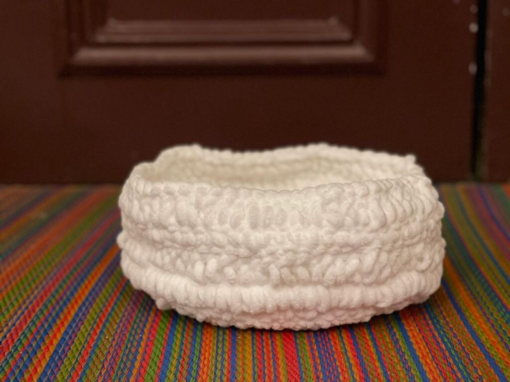 Crochet Dog/Cat White Small