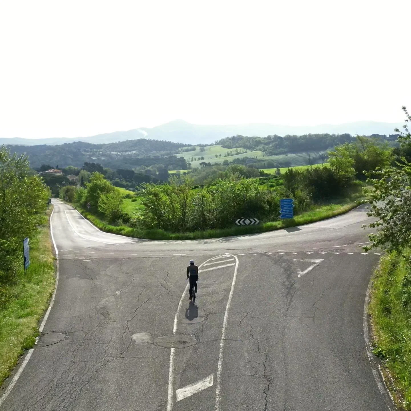 La Fuga was never meant to be just another cycling brand.

It started with a simple idea: create apparel that disappears while you ride and lets performance take over.