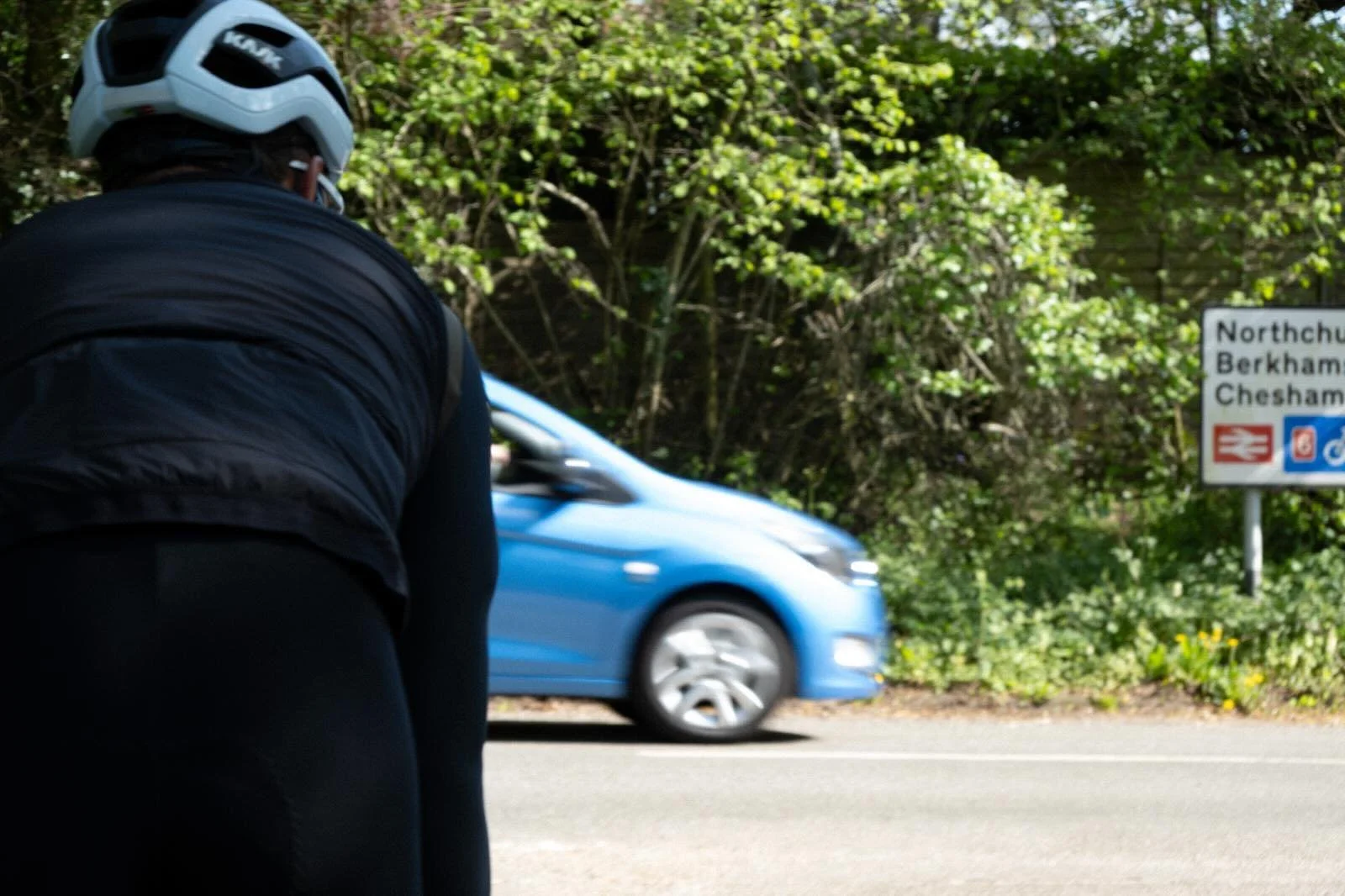 Get ready to elevate your style this spring with our show-stopping #Lafuga black gilet! 

Don't let this incredible piece slip away. 
Gear up now and conquer the season in style!

#cyclingapparel #cyclinggear #cyclinggilet #cyclinguk🇬🇧