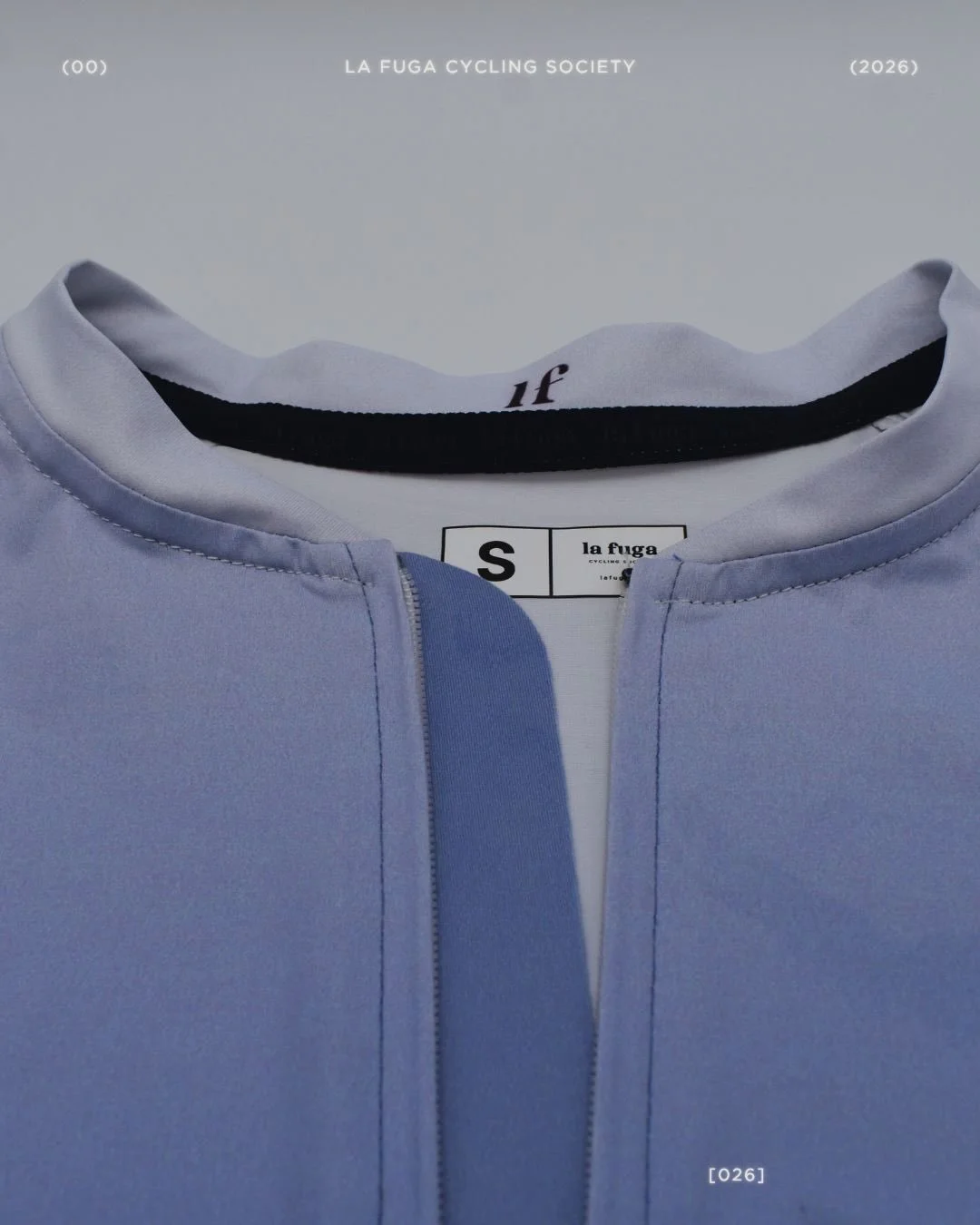 &bull; Premium Italian CARVICO&reg; fabric
&bull; Ultra-lightweight with a soft second-skin feel
&bull; Breathable and quick-drying performance
&bull; Three rear cargo pockets
&bull; Invisible side zip pocket for secure storage of valuables
&bull; Re