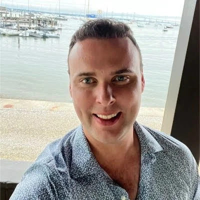 Alex Schaefer,
Strategic & Philanthropic Advisor