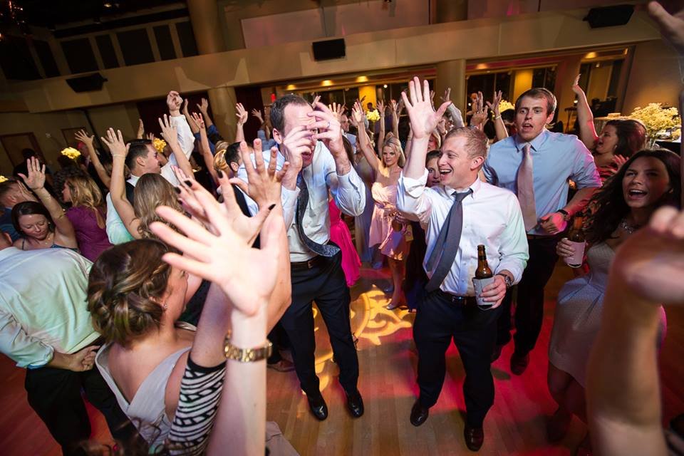 BowTiedWeddings_FeaturedImage.jpg