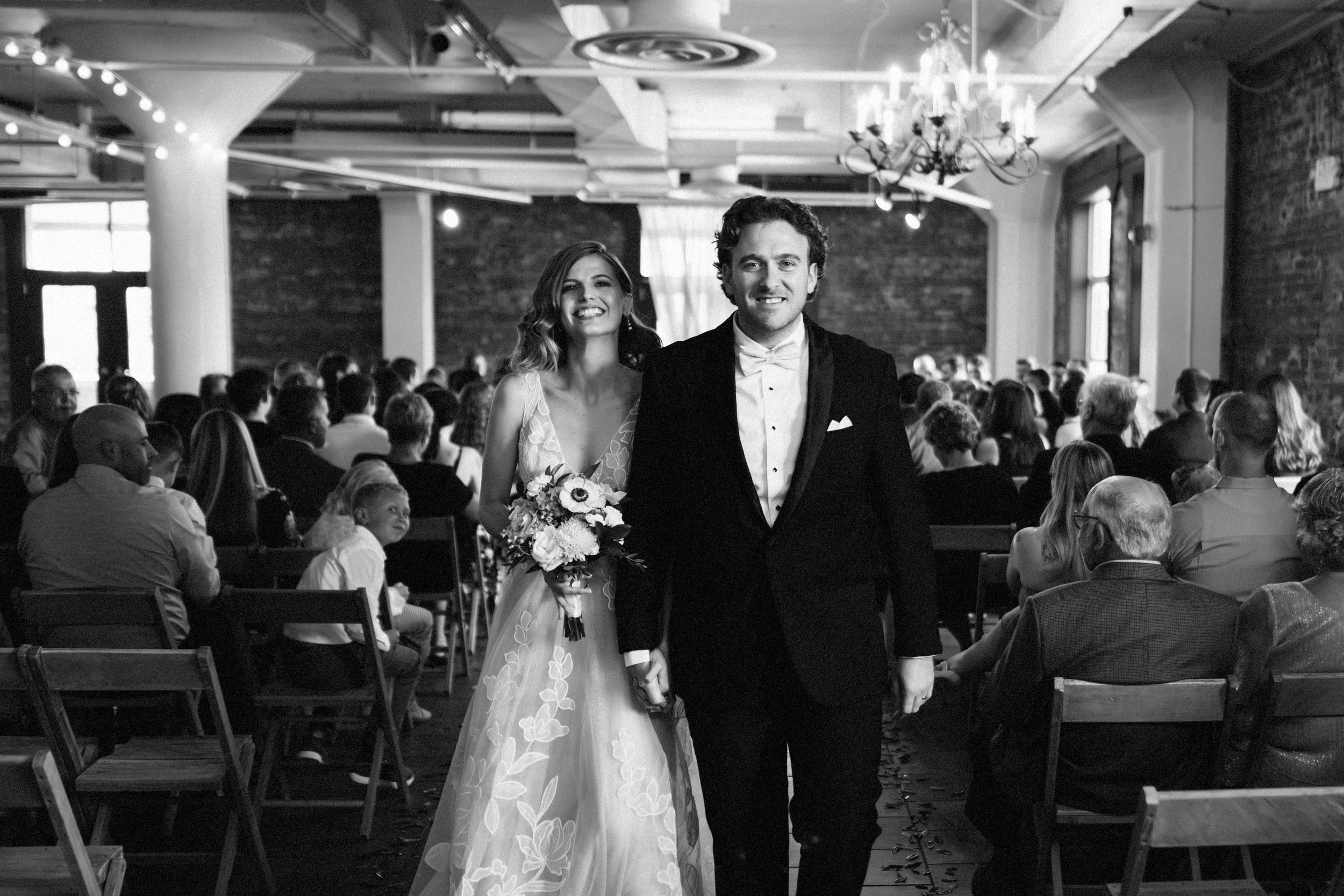 Alexis-John-Wedding-by-Sarah-Katherine-Davis-Photography-bw00376.jpg