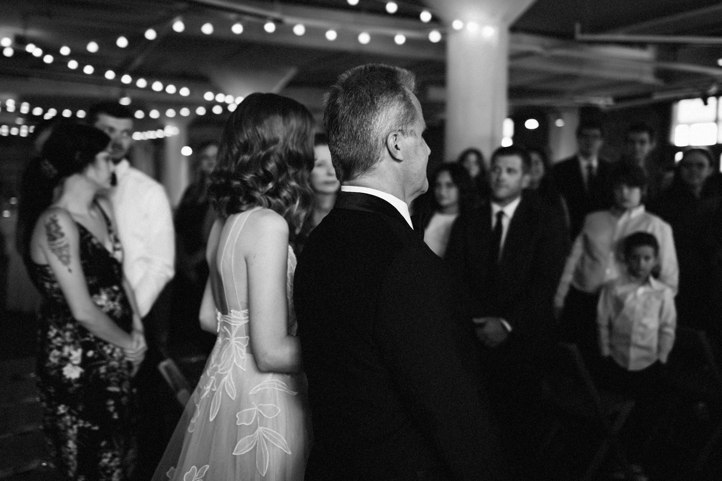 Alexis-John-Wedding-by-Sarah-Katherine-Davis-Photography-bw00315.jpg