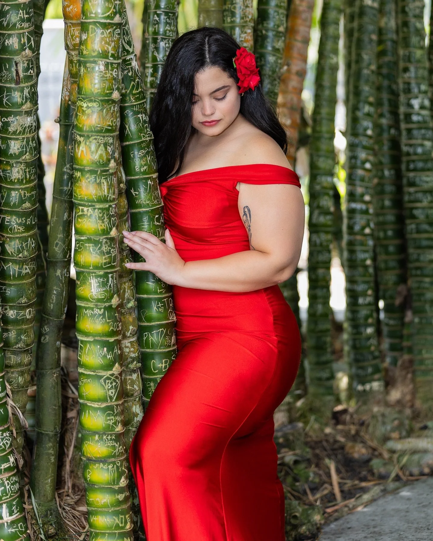 &ldquo;Beyond the filter, beyond the pose. Let&rsquo;s create a portrait that reflects your inner strength and makes you shine.&rdquo;

#portraitphotographer #ownyourstory #jmcinnovations #tampaportraitphotographer