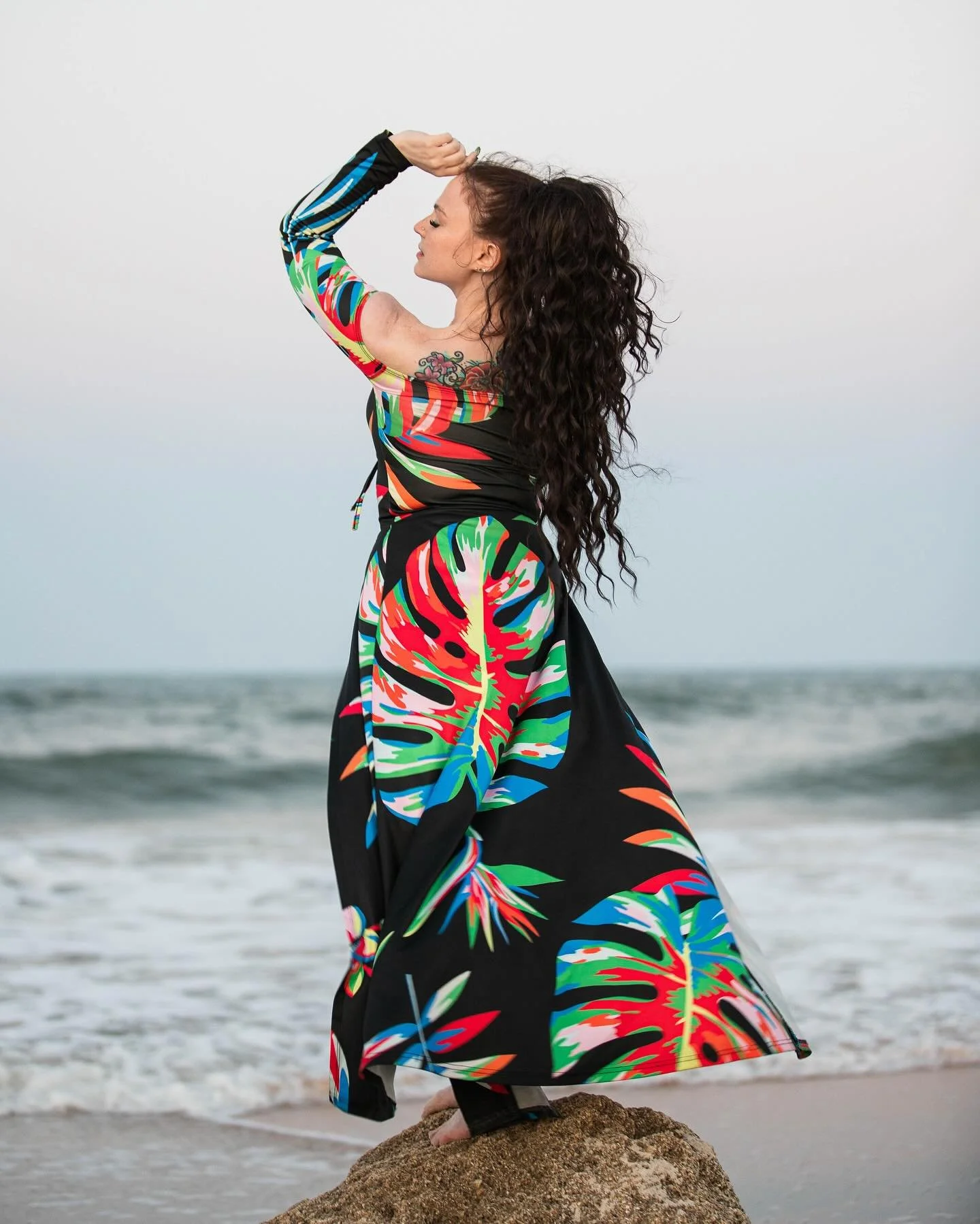 A night to remember, a moon to admire, a sea to soothe the soul. 🌕 🌊💙

Model: @lisao420_ 
Event Host: @baeyourself_social @shotswith_bre