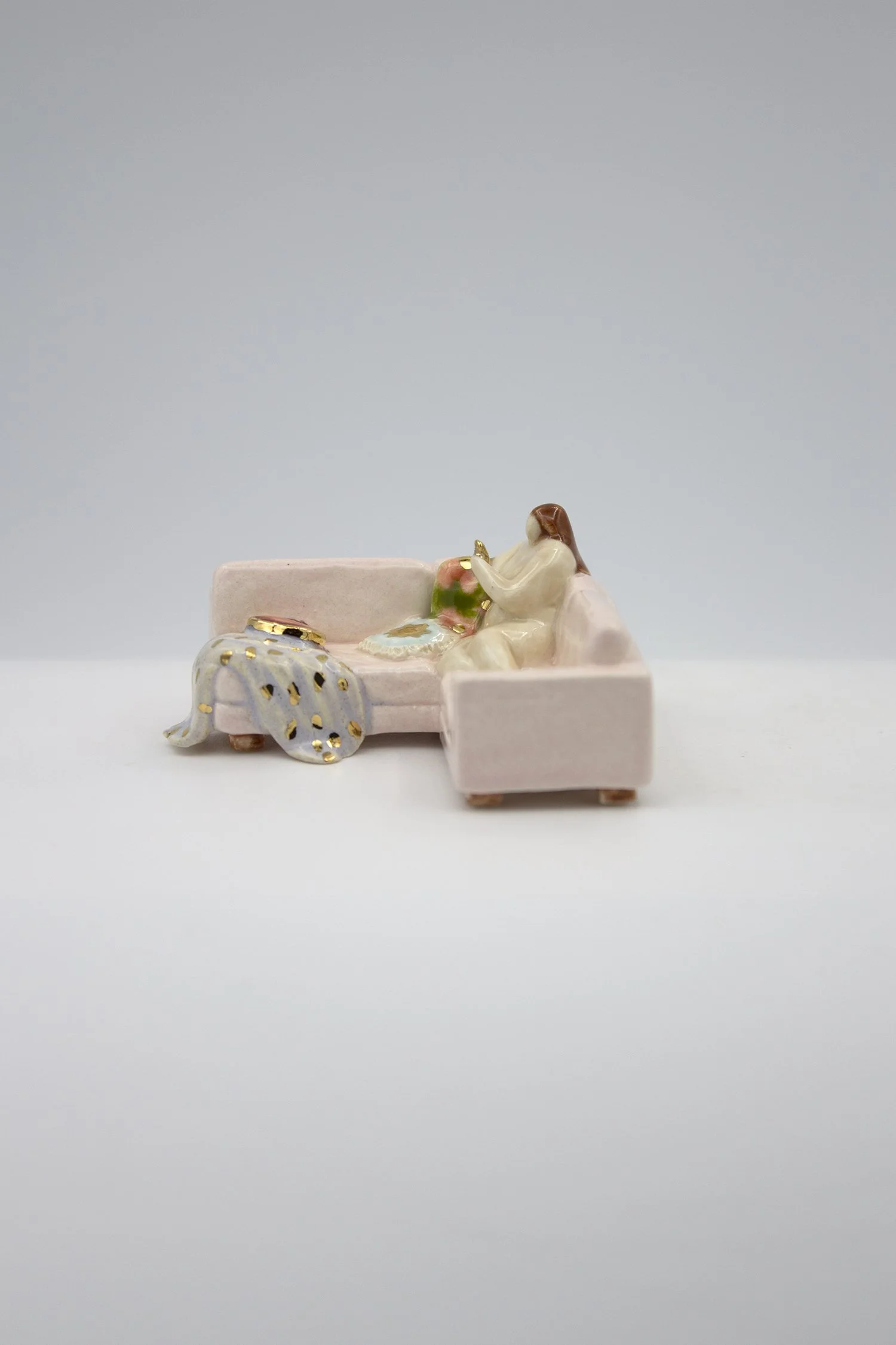 pinkcouch5.jpg