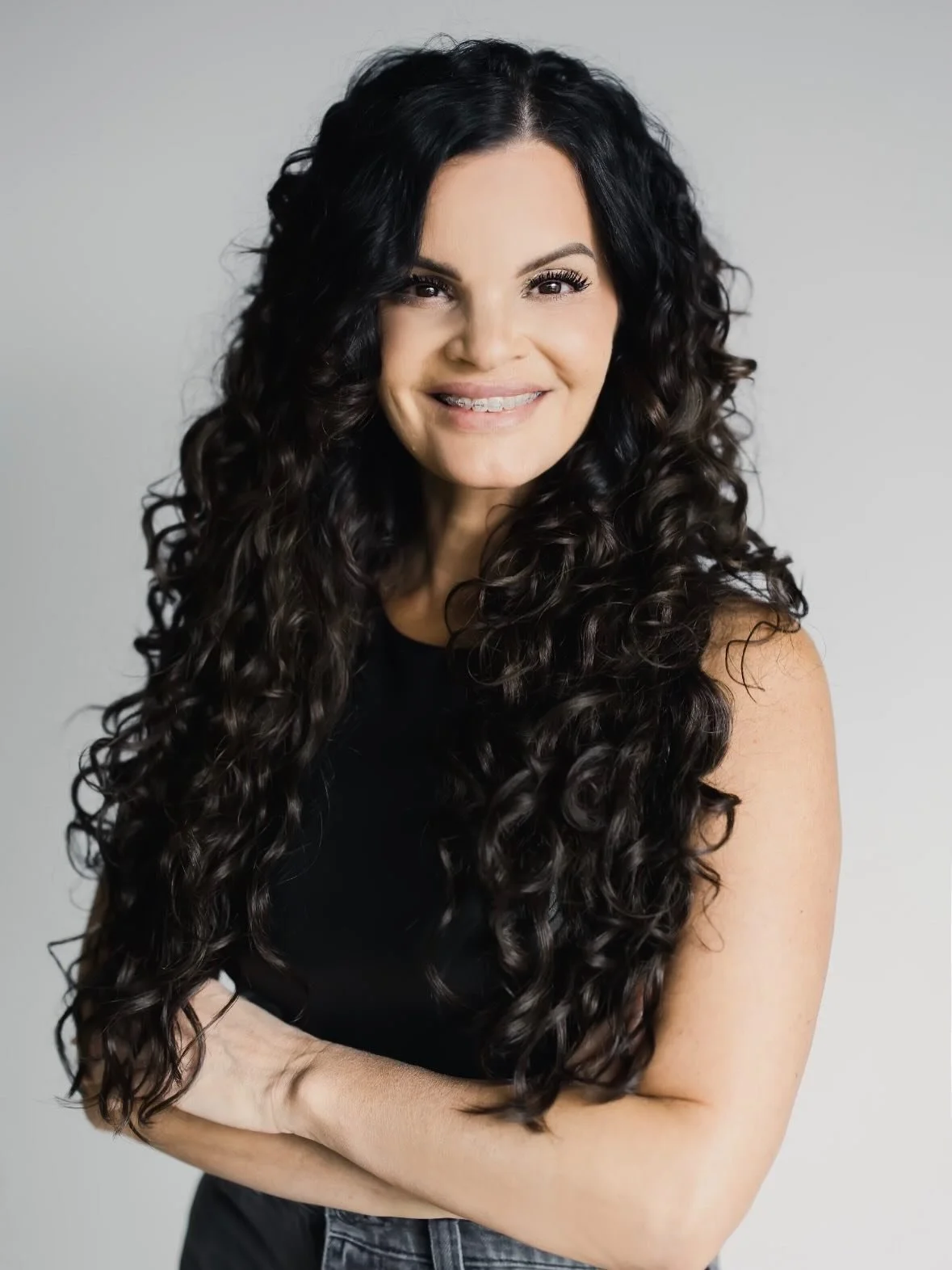 ✨ Stylist Spotlight- @thenaturalcurlstudio ✨

We are beyond excited to welcome Tabatha to Hair Sanctuary 🤍

Tabatha is a dedicated curl specialist who has invested countless hours traveling to learn from leading experts in curly hair. She is Cado ce