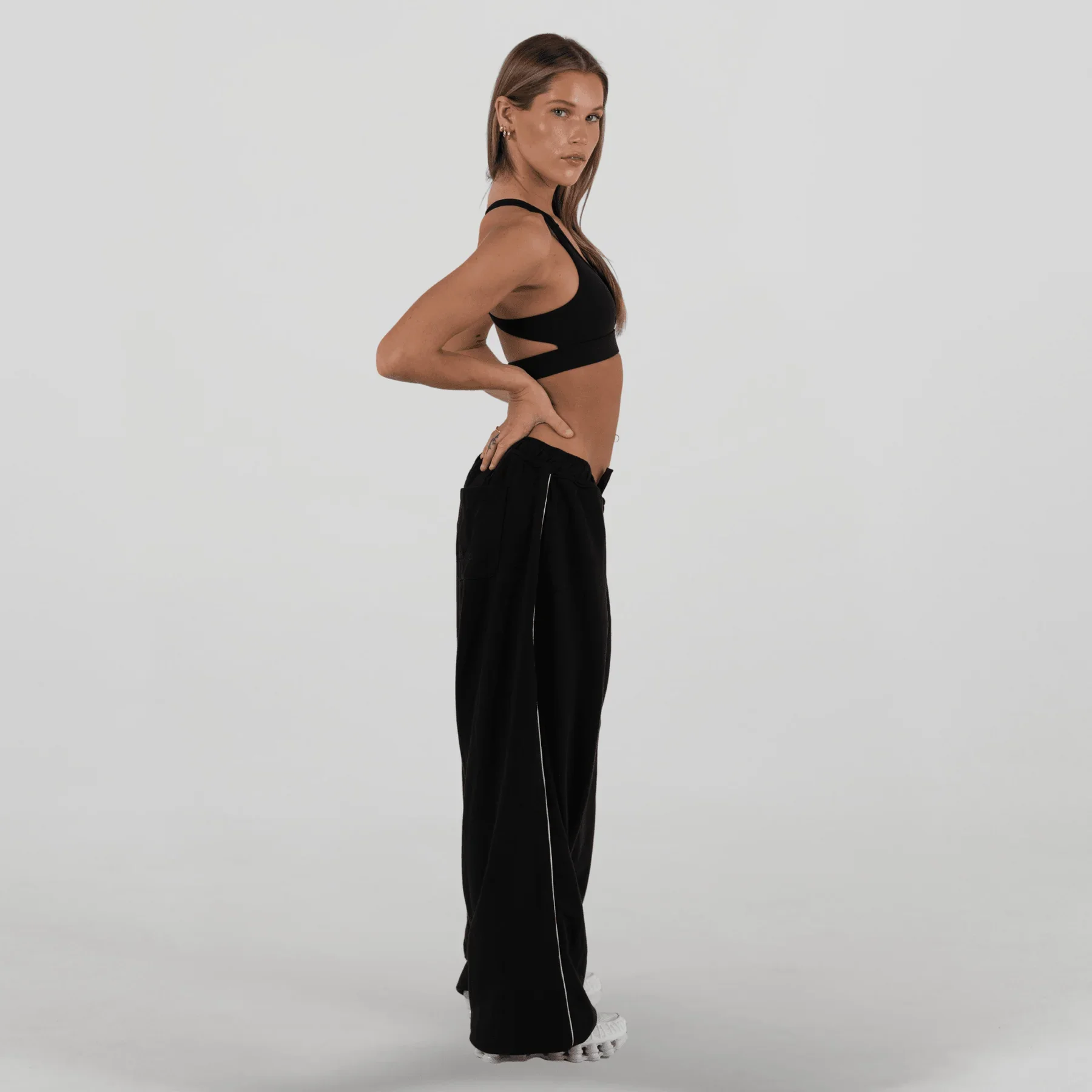 28_faa99eda-7795-4e73-88c6-904f062ac899_1800x1800.webp