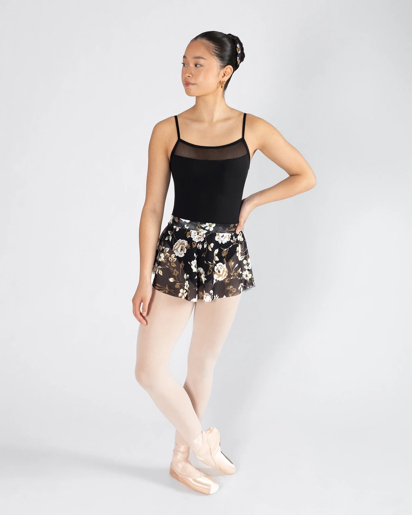 is06nrv1-noir-3a_b292a5c9-e414-4c62-9c76-b83417a159af.jpg.webp
