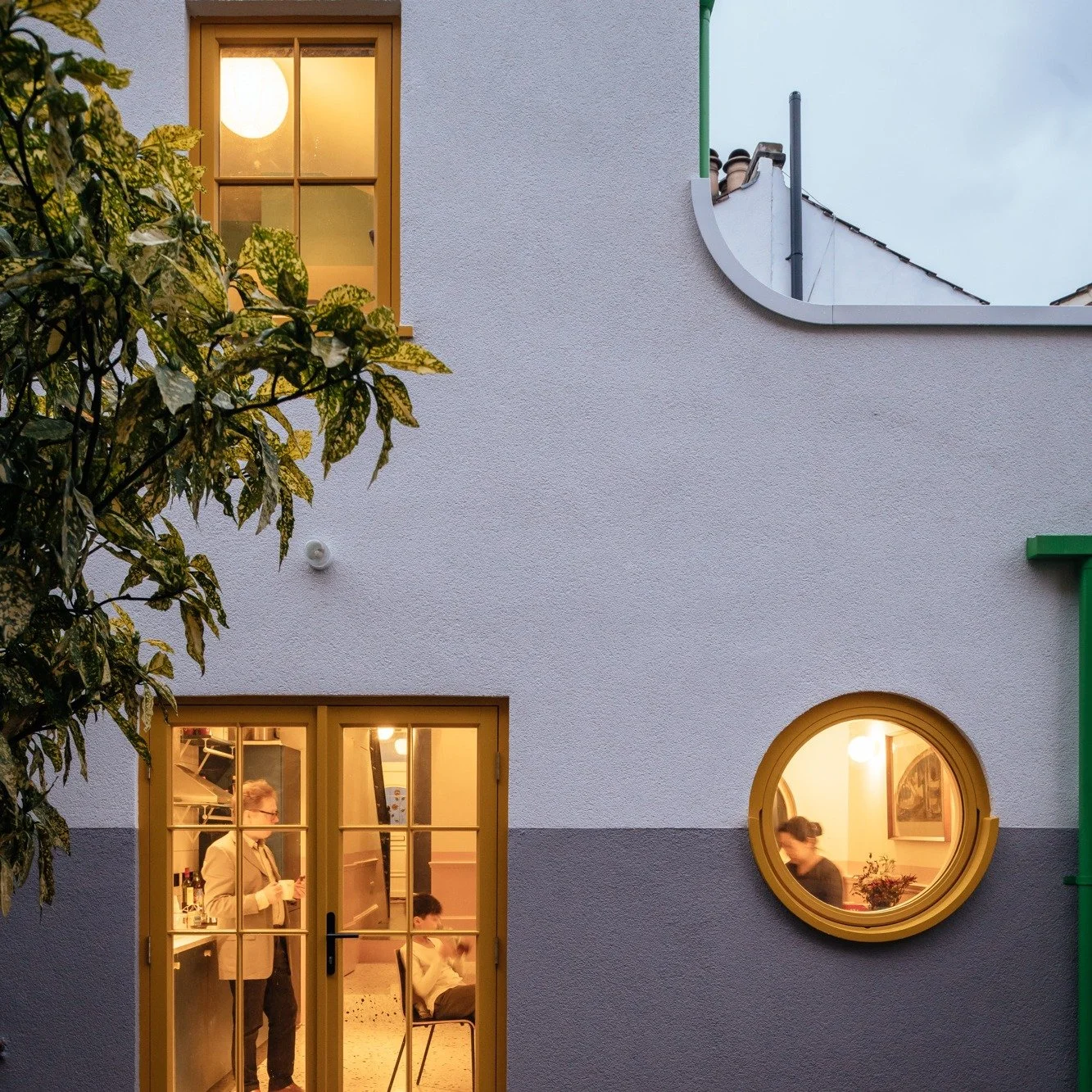 Another one from a former life, this is a beautiful reworking of an East London house with @charleshollandarchitects Great photos as always by @clickclickjim