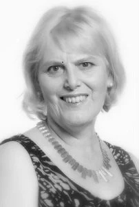Lynda Renham