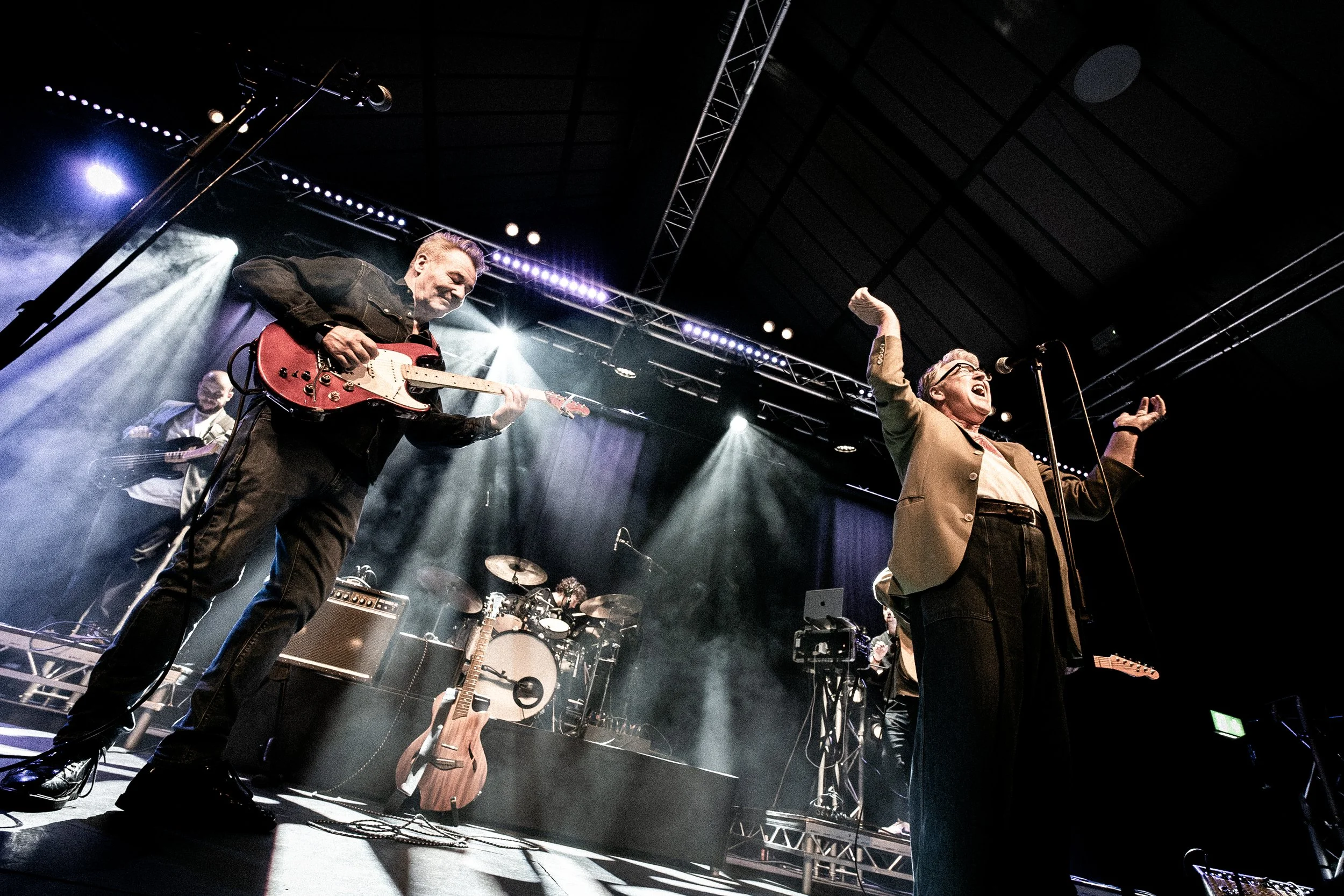 CHINA CRISIS-16.jpg
