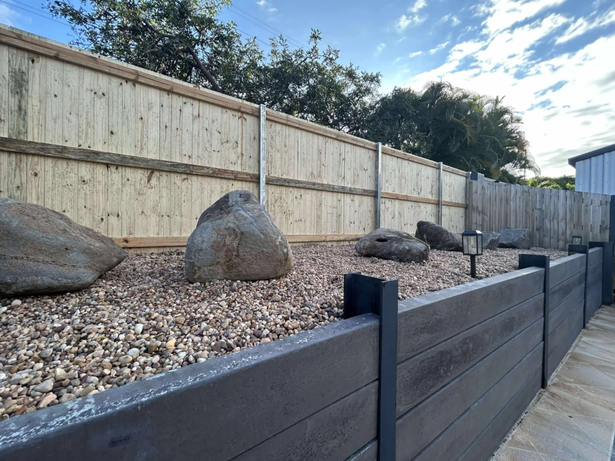 concrete sleeper retaining wall