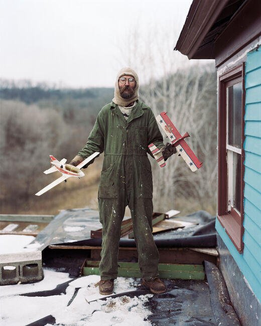 Alec Soth: Sleeping by the Mississippi