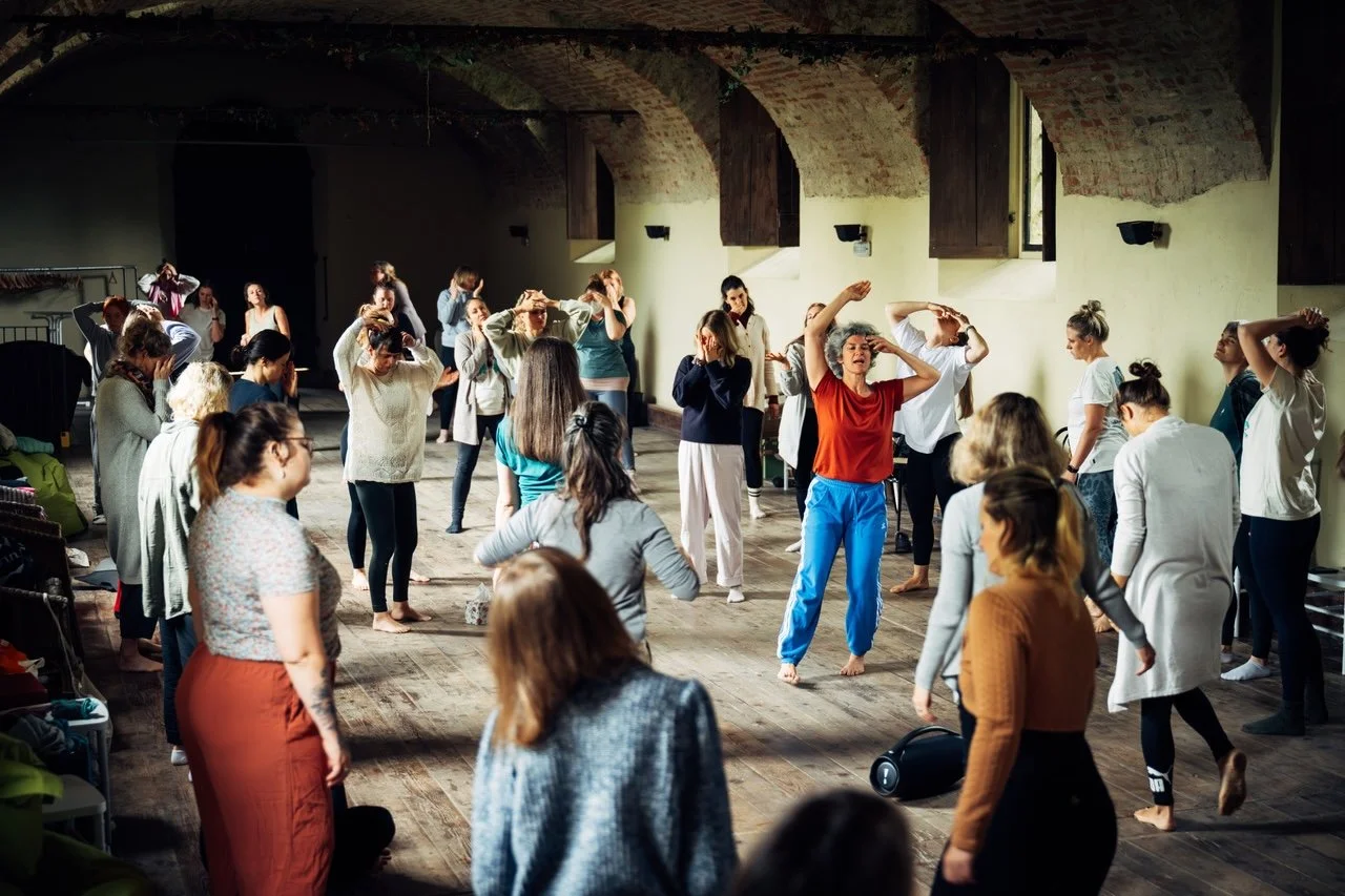 moving ME - Somatics & Embodiment Dance