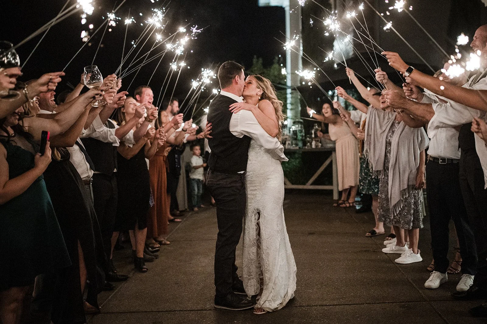 Amanda Meg Photography Five Fourteen Vineyards Wedding-205.jpg