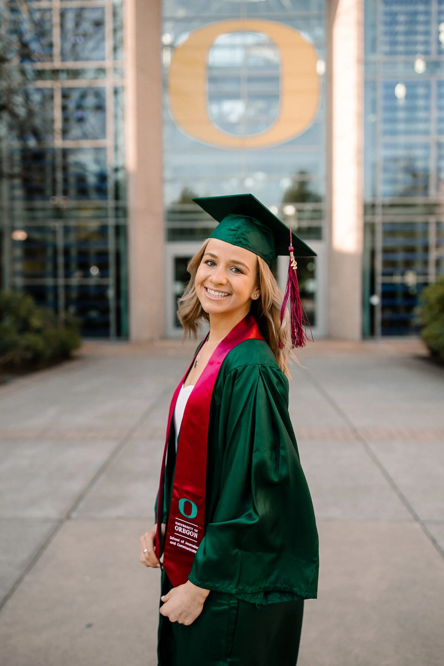 Sam Grad on Campus | Amanda Meg Photography | Eugene, OR