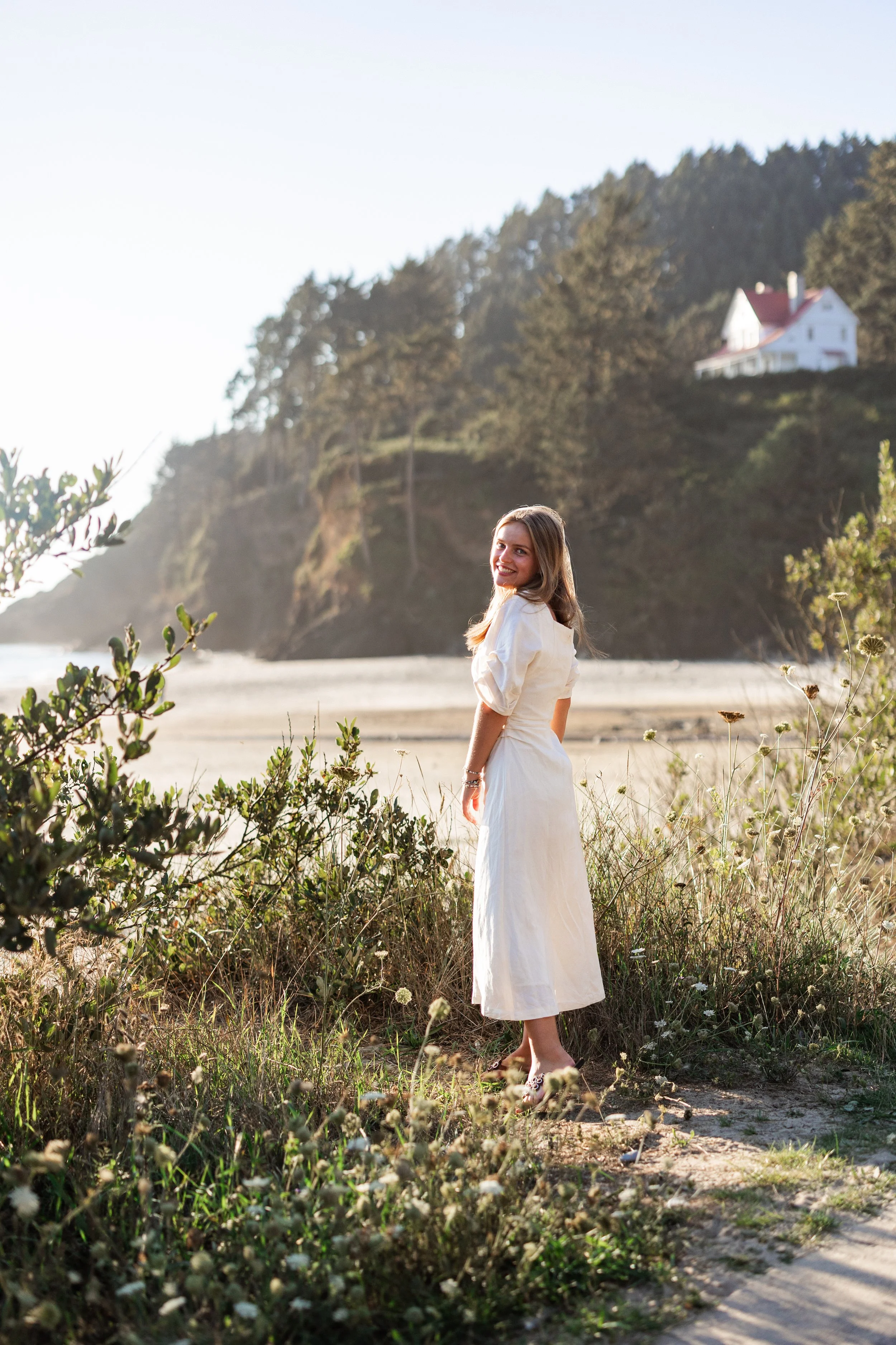 Oregon Coast Senior Pictures | Olivia at Heceta Lighthouse &amp; Hobbit’s Trail