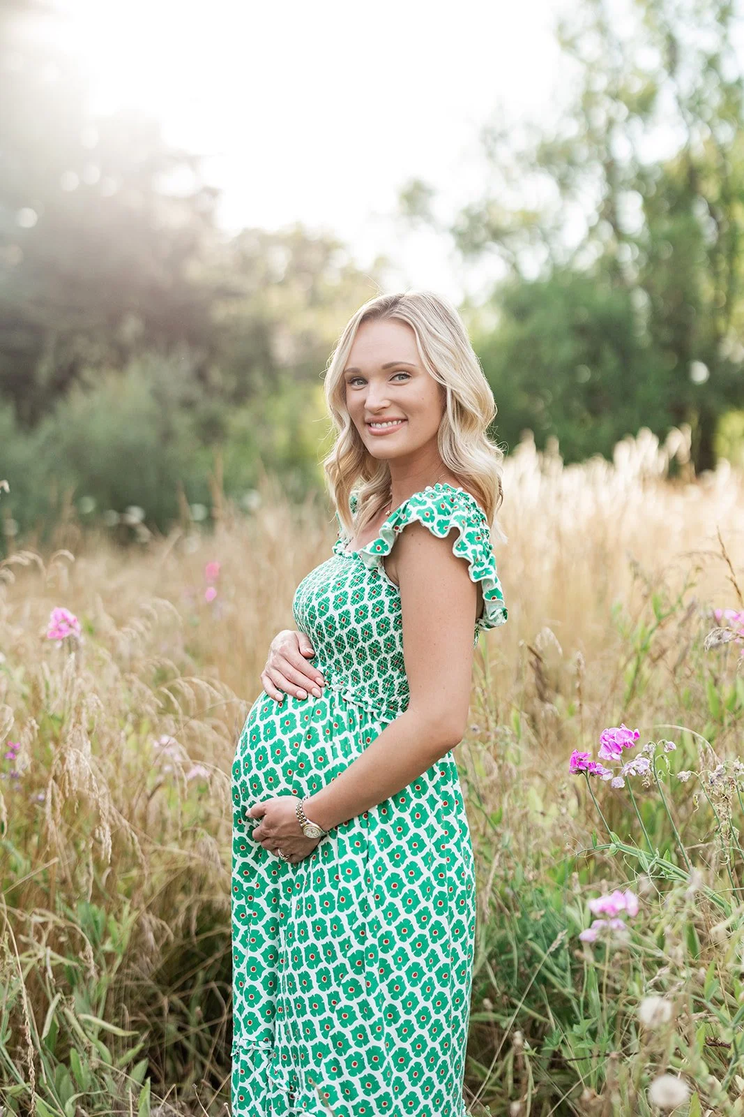 Katelyn’s Summer Maternity Session in Oregon