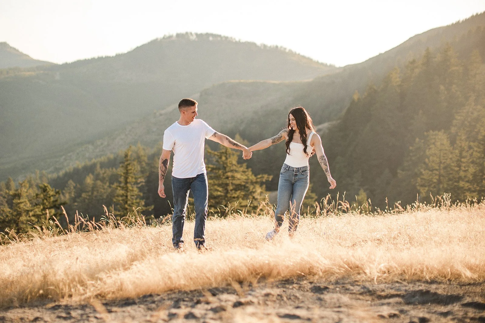 Horse Rock Ridge Oregon Amanda Meg Photography Engagement_-130.jpg