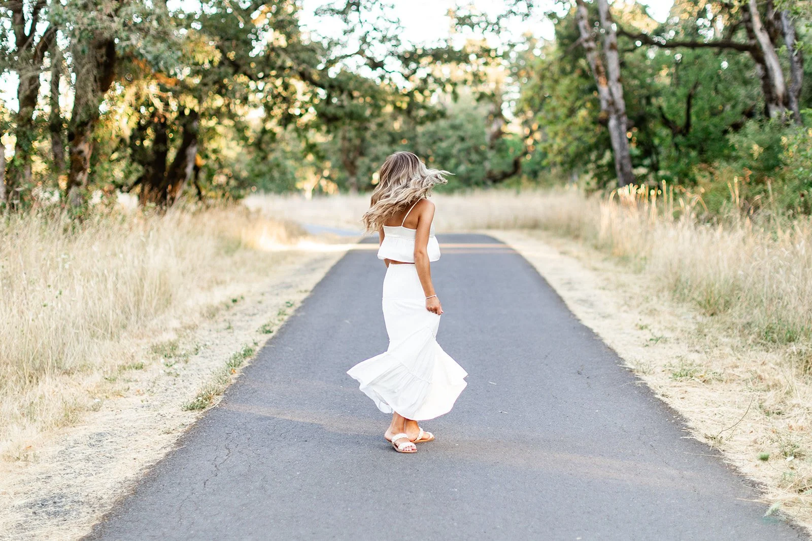 amandamegphotography.com | Eugene Oregon Family Seniors Photographer Amanda Meg Photography | Photo Sessions Families Graduation High School Senior Graduate Photos  7 (4).jpg