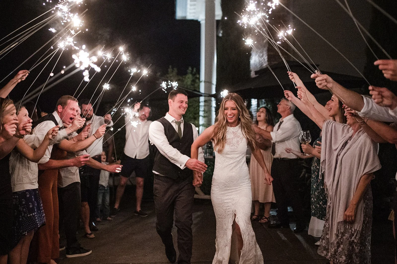 Amanda Meg Photography Five Fourteen Vineyards Wedding-199.jpg