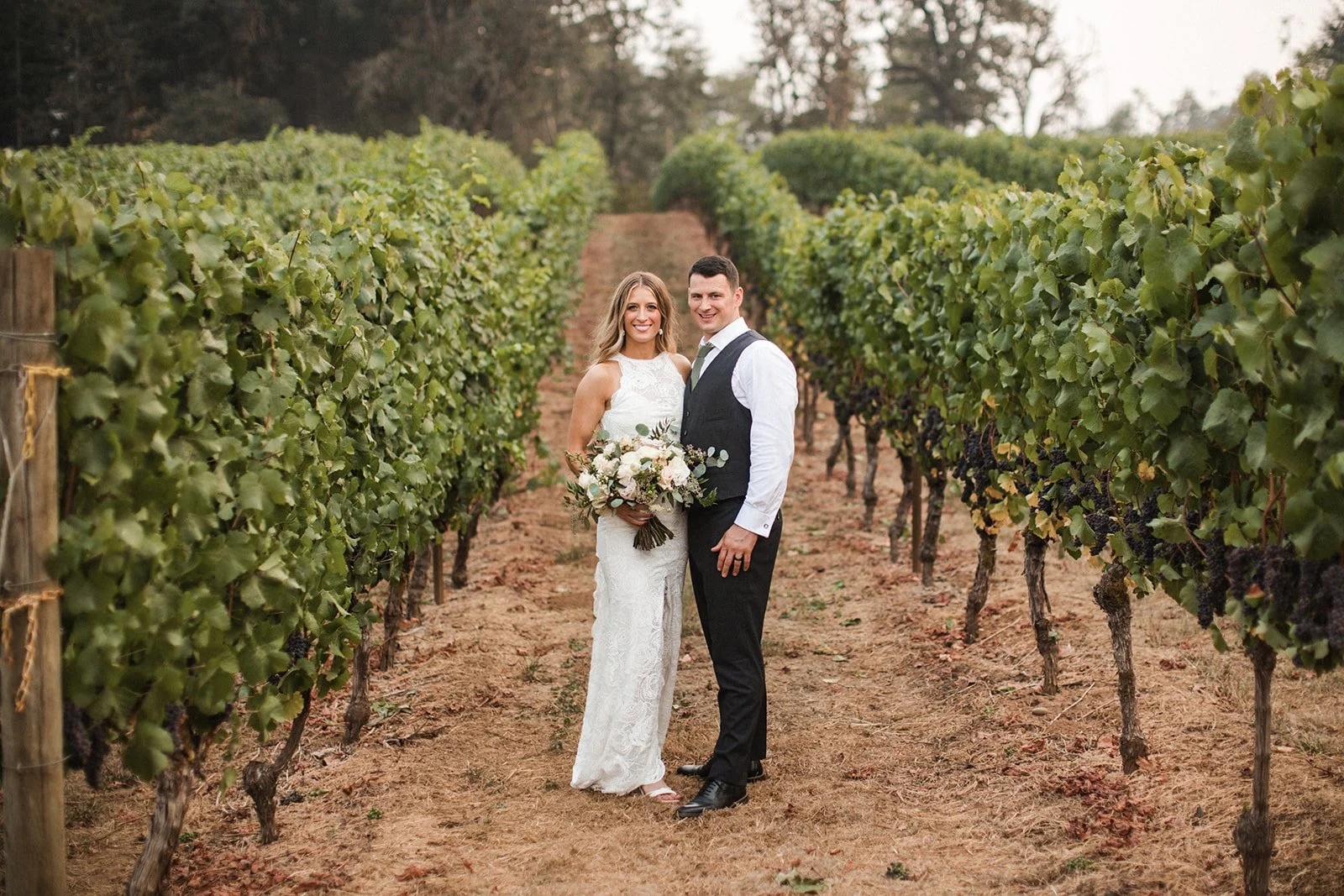 Amanda Meg Photography Five Fourteen Vineyards Wedding-147.jpg