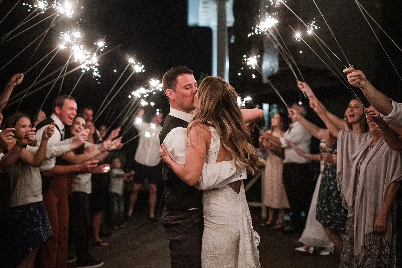 Amanda Meg Photography Five Fourteen Vineyards Wedding-200.jpg