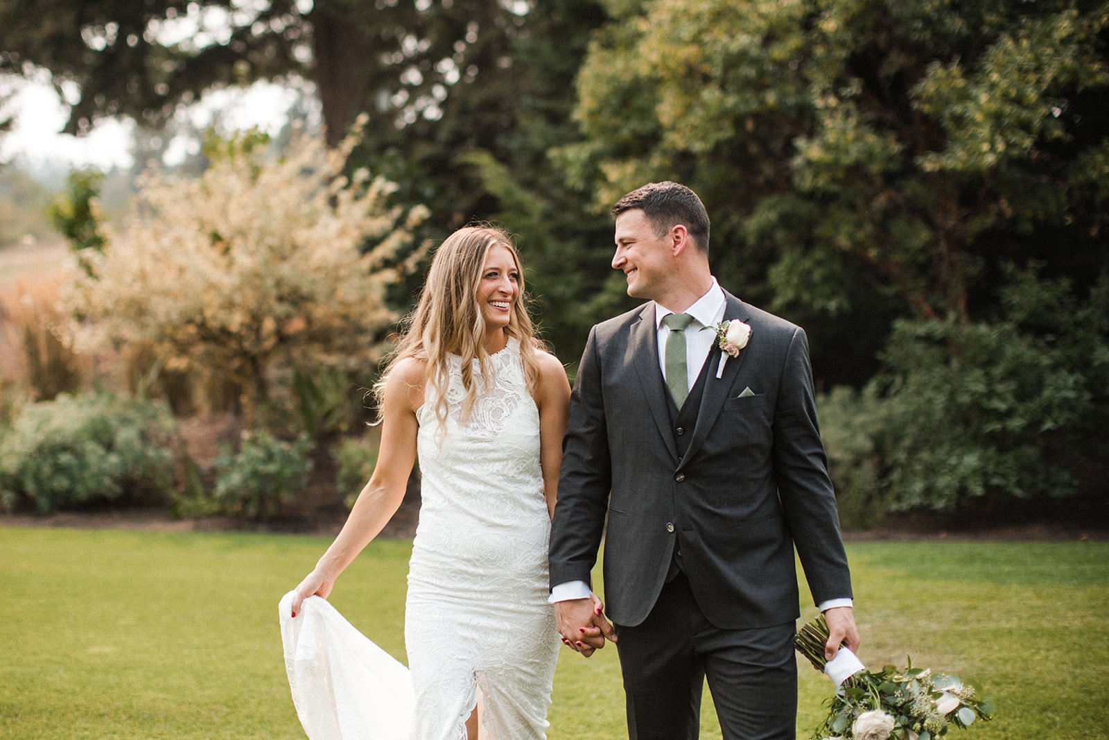 Amanda Meg Photography Five Fourteen Vineyards Wedding-36.jpg