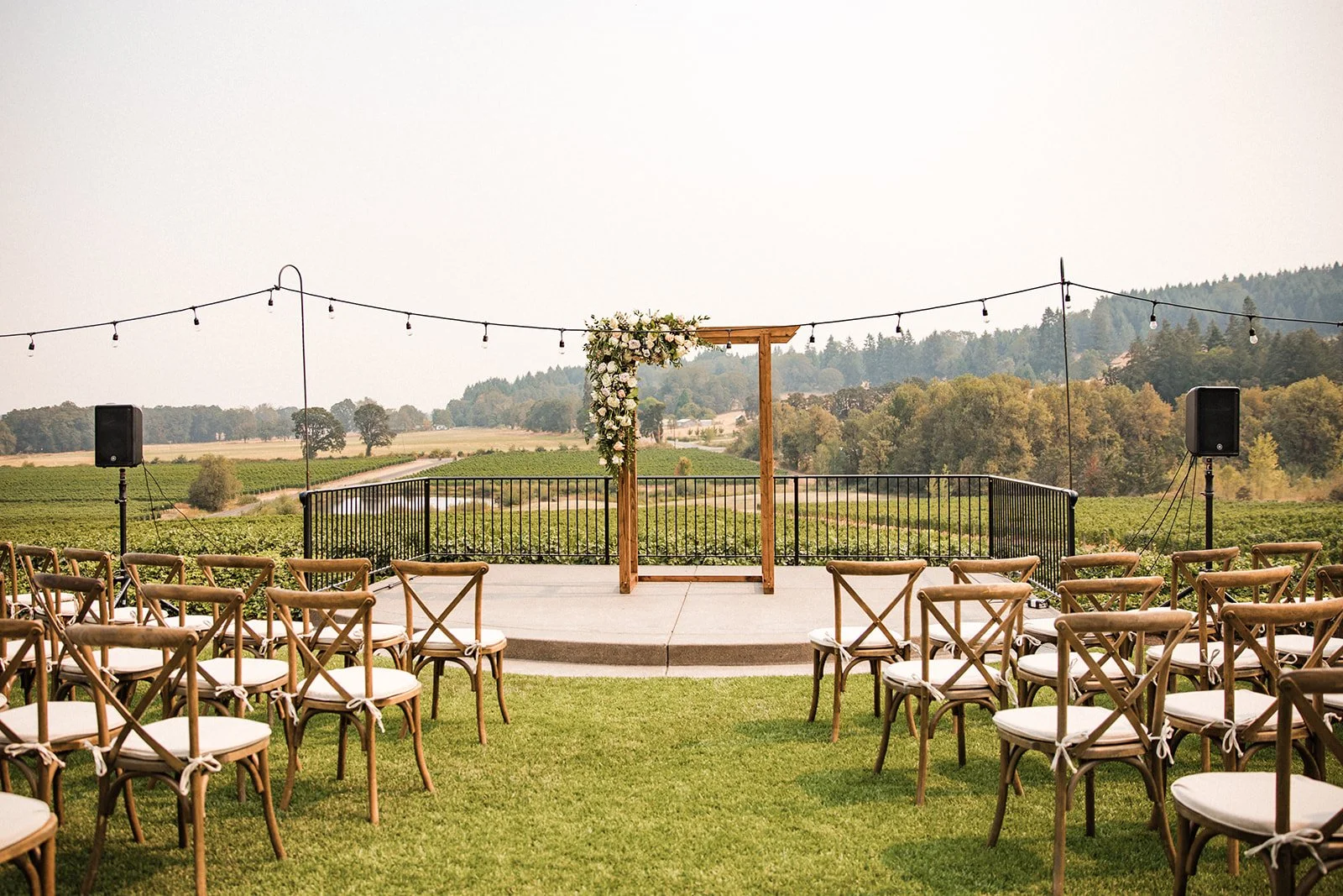 Amanda Meg Photography Five Fourteen Vineyards Wedding-15.jpg