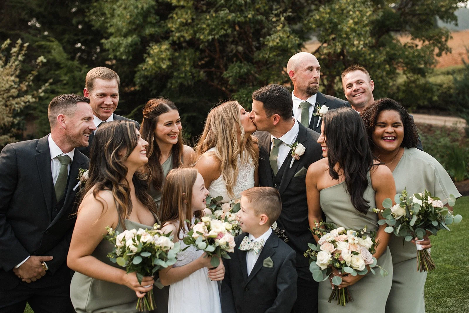 Amanda Meg Photography Five Fourteen Vineyards Wedding-52.jpg